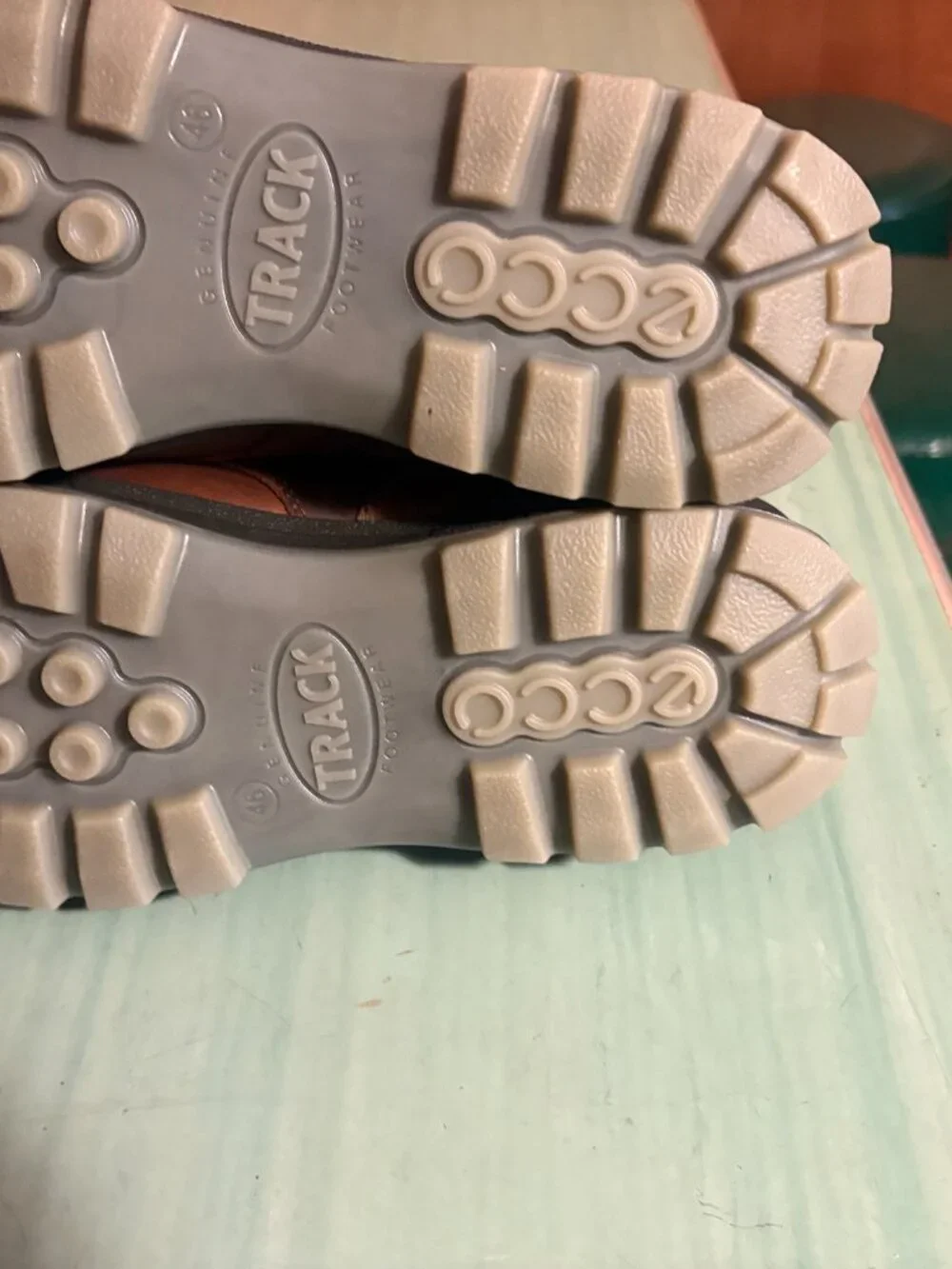 Ecco worn once
